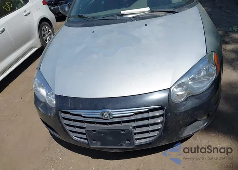 2005 Chrysler Sebring Touring из США, поврежденный, VIN 1C3EL55R85N706262